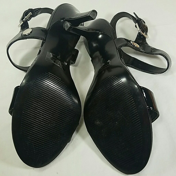 KELLY & KATIE Black Strap Heel Sandals Size 8 - Picture 7 of 7
